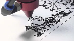 فیلمی از دستگاه برش کاغذ