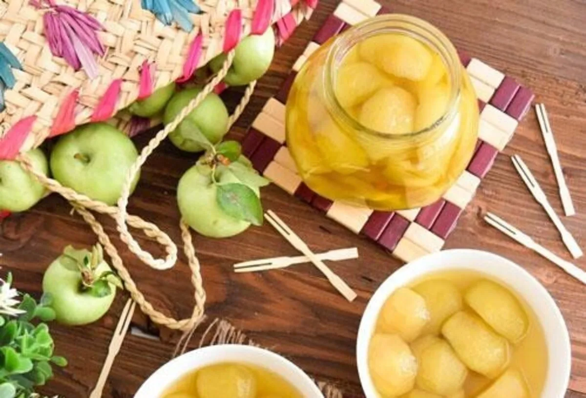 روش درست کردن کمپوت سیب خوشمزه