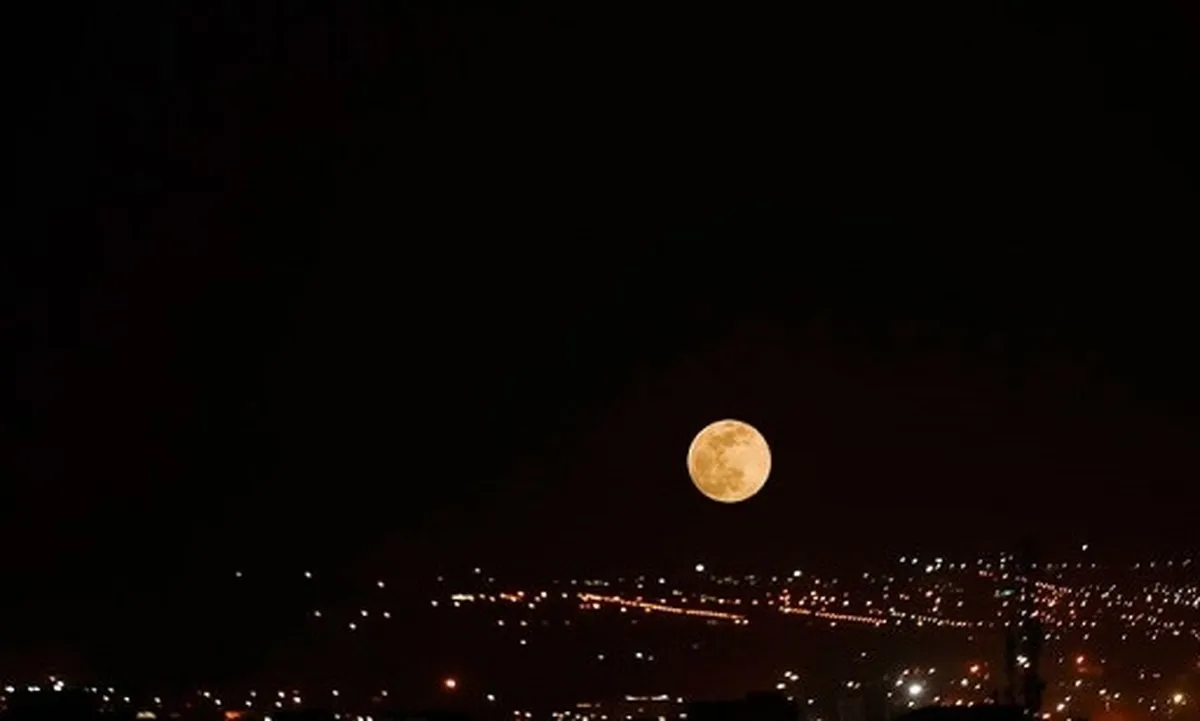 روشن‌ترین شب تابستان ۱۴۰۲ تهران + فیلم