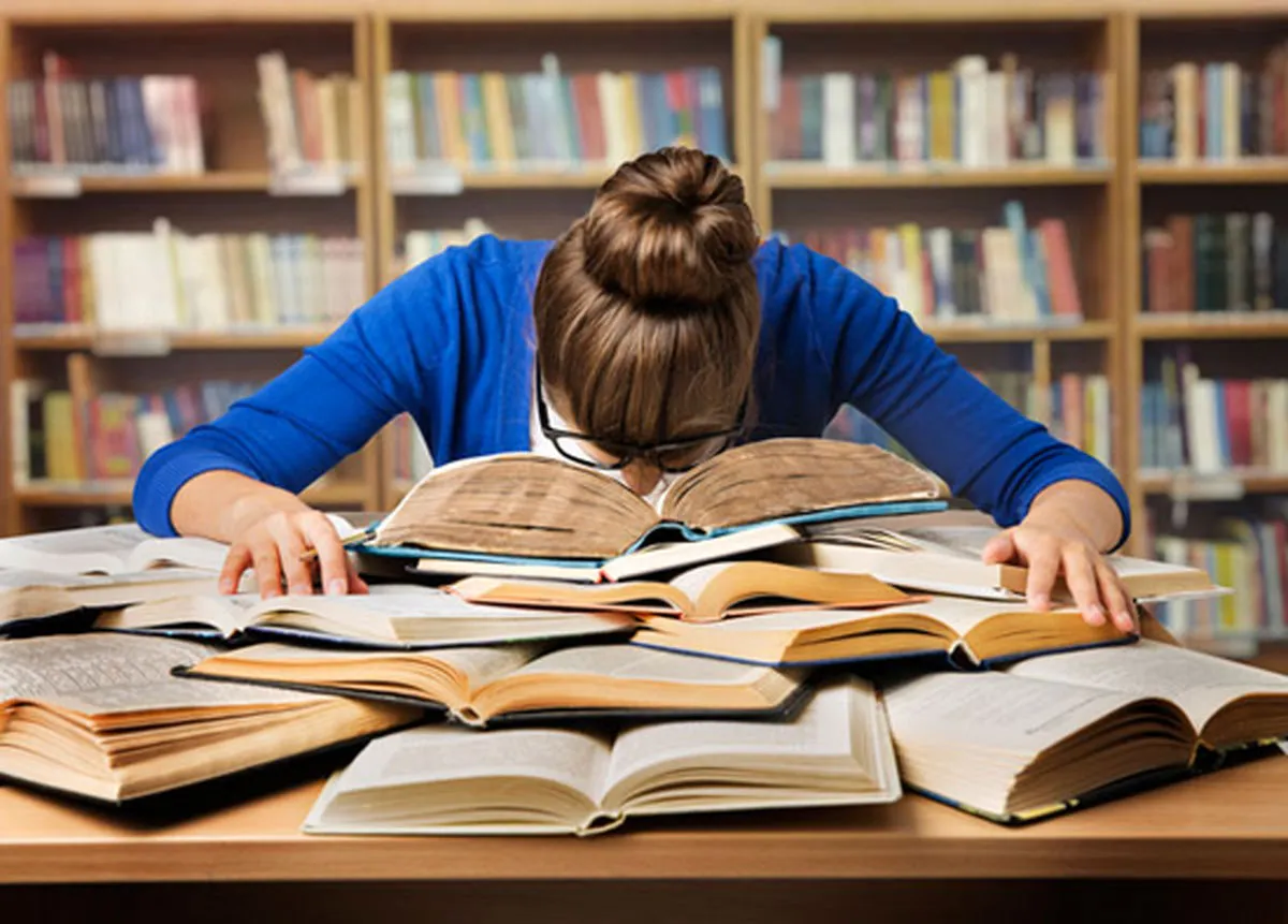 اگر از بعضی درس ها نفرت داری بخون