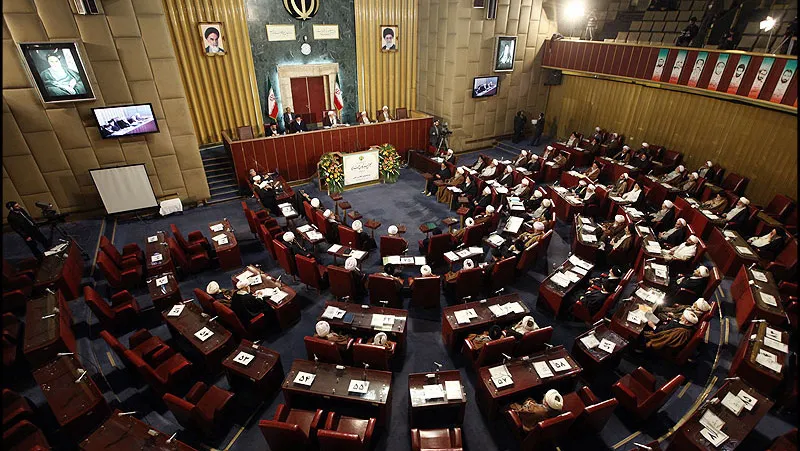 بیانیه مجلس خبرگان رهبری در مورد تمدید تحریم‌های ۱۰ ساله