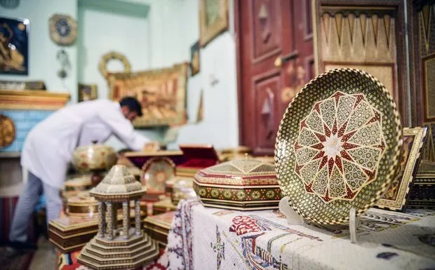 چرا قطار صنایع دستی به مقصد بازار نمی رسد؟
