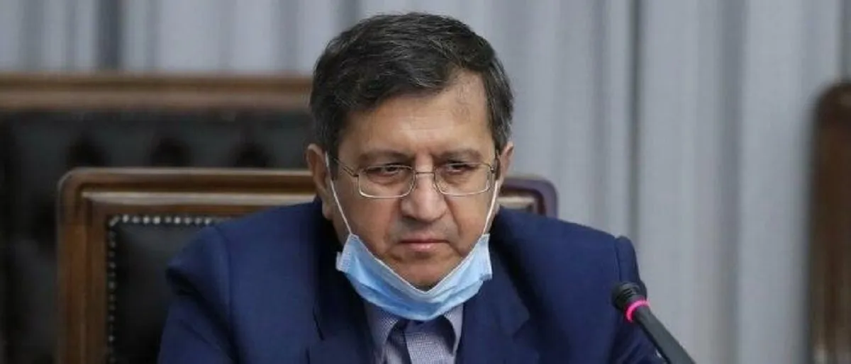 همتی: عملکرد بانک مرکزی با شرایط متغیر کنونی قضاوت شود