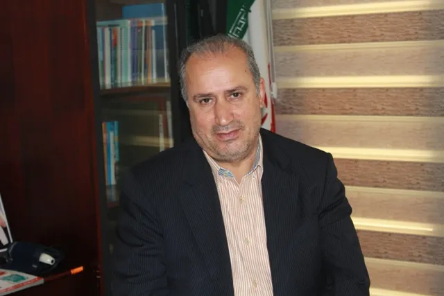 بی‌کفایتی شاخ‌ودم ندارد!