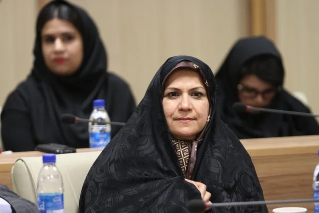 برای ازدواج، فقط بلوغ جنسی کافی نیست
