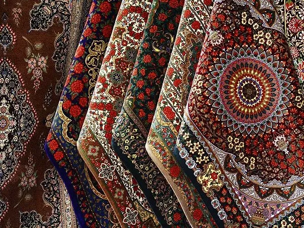 پرواز دوباره قالی ایرانی