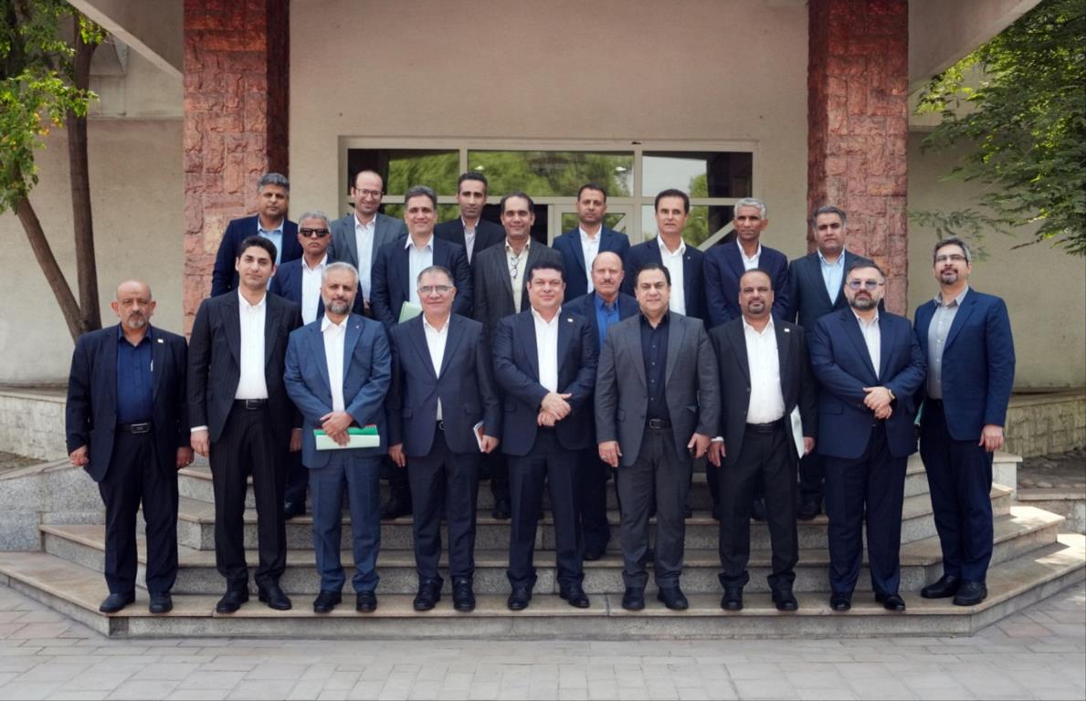 مجمع عمومی عادی سالیانه شرکت پالایش نفت بندرعباس برگزار شد مجمع عمومی عادی سالیانه شرکت پالایش نفت بندرعباس برگزار شد