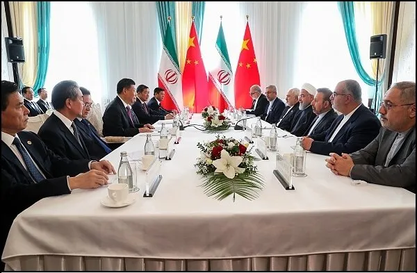 پکن بدون توجه به شرایط به توسعه روابط خود با ایران ادامه می‌دهد
