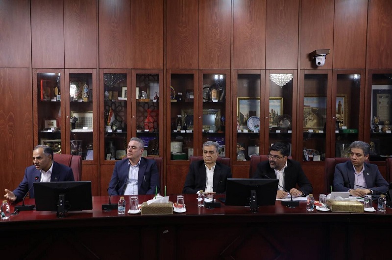 عملکرد بانک تجارت در سال مالی ۱۴۰۴ و تابستان سال جاری بررسی شد