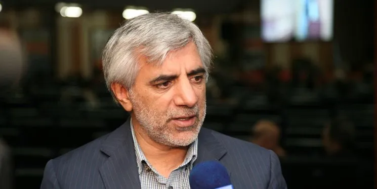 تکمیل تعهدنامه برای مسافران پروازهای خارجی  +فیلم