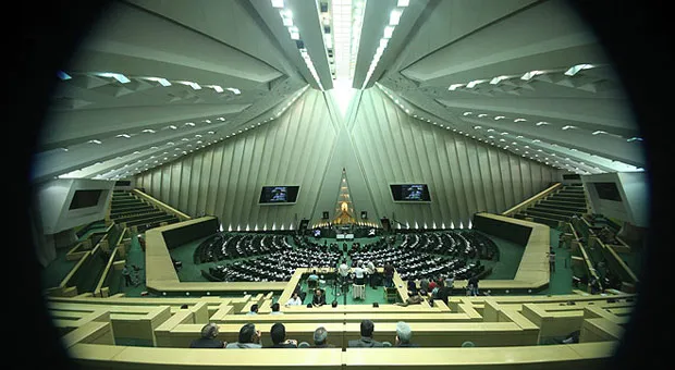 وزرای روحانی قوی ظاهر شدند