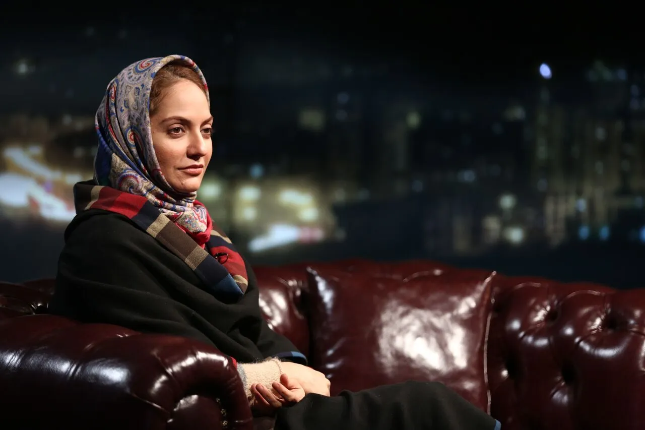 حمله کیهان به مهناز افشار