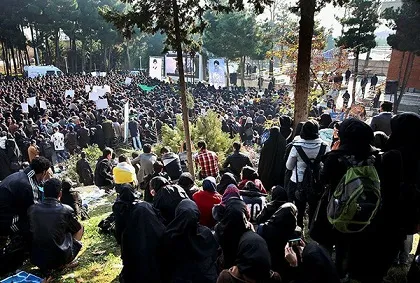 شعارهای دانشجویان در سخنرانی روحانی
