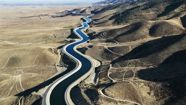 دولت درگیر سیاست‌گذاری خطی در حوزه آب