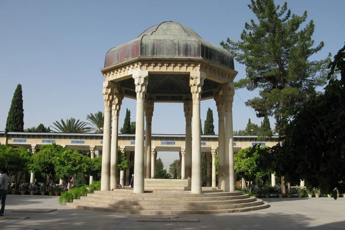 فال حافظ ۲۴ اردیبهشت ماه ۱۴۰۱