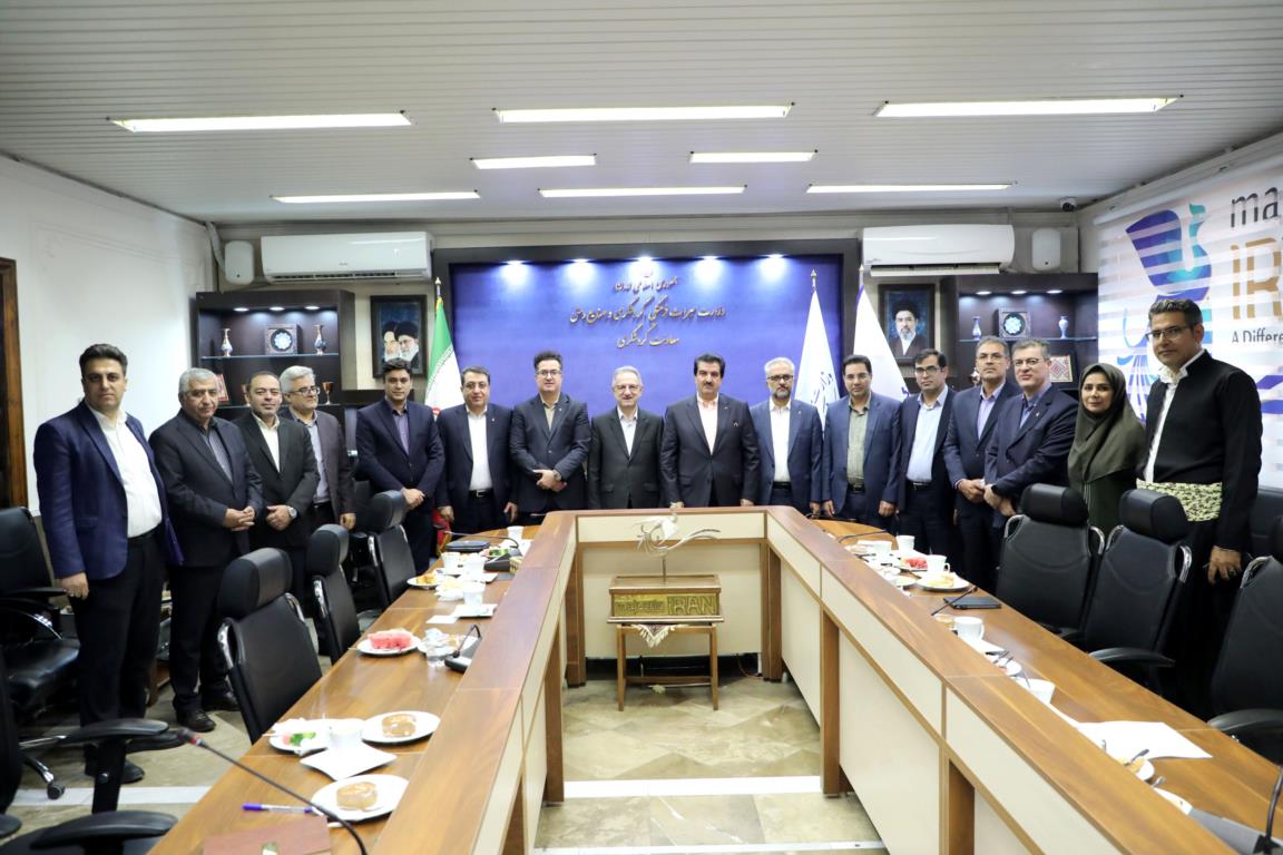 تفاهم‌نامه همکاری بانک رفاه کارگران و وزارت میراث فرهنگی، گردشگری و صنایع‌دستی امضاء شد
