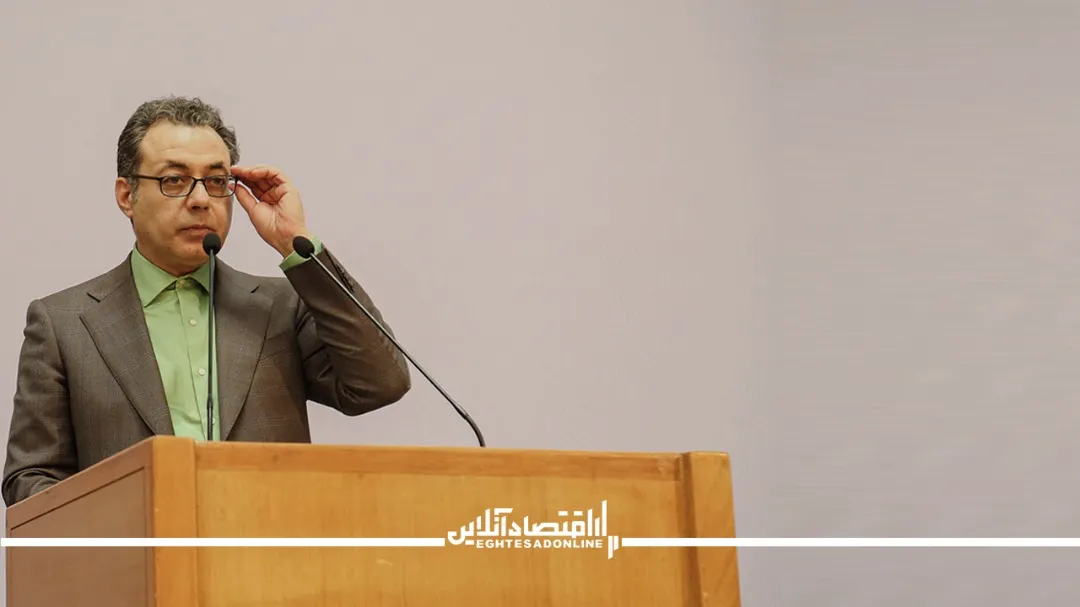 ابهامات واردات خودرو؛ چه کسی و با چه ارزی خودرو وارد می کند؟