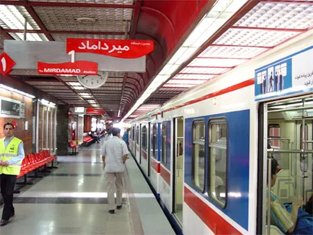 هنگام زلزله به مترو پناه ببرید!