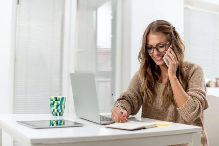 چگونه یک زن شاغل، مادر و همسر نمونه باشیم؟