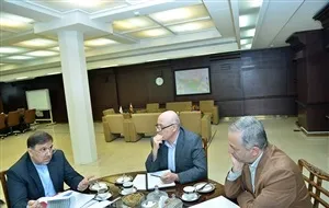 آیا بازار پول در ایران انحصاری است؟