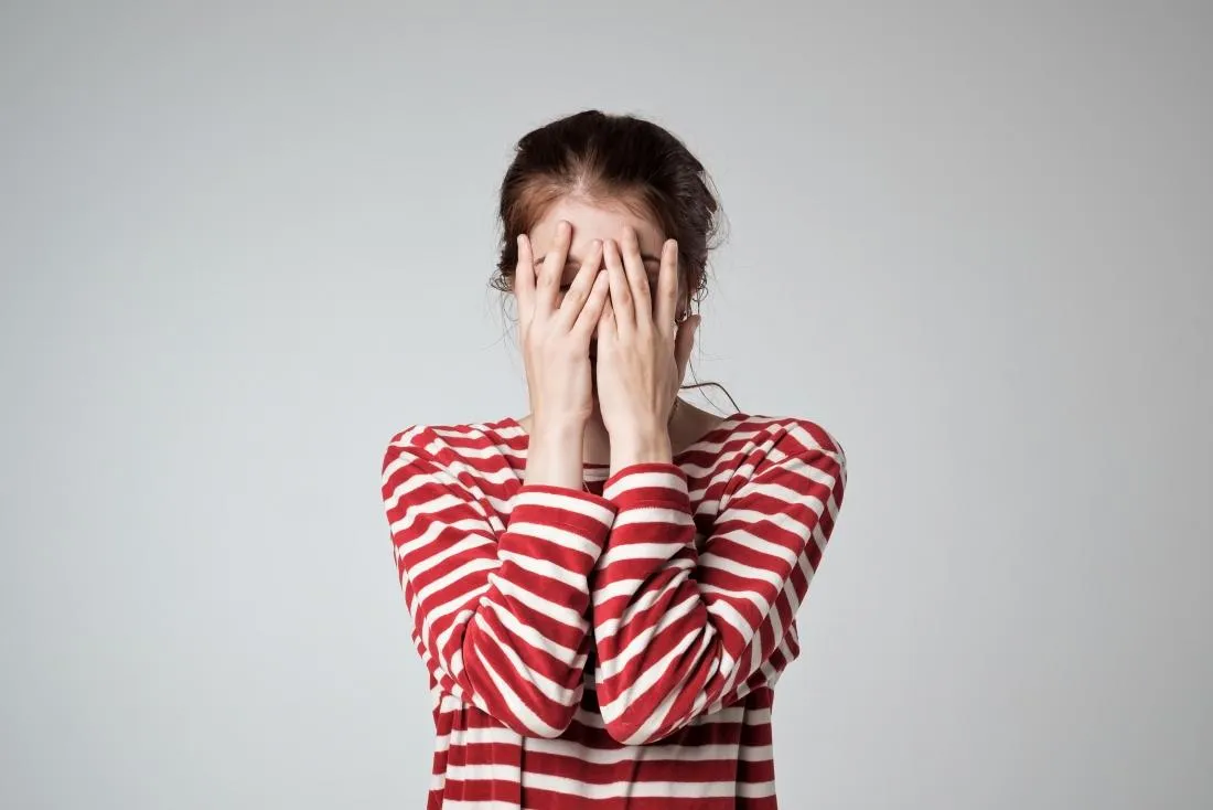 تیک عصبی چه تاثیری روی جسم می گذارد؟ + فیلم