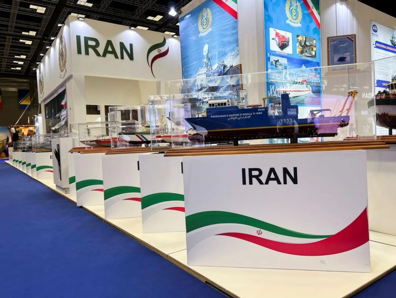 خشم خبرنگار معروف اسراییلی از حضور سپاه در نمایشگاه صنایع دفاعی قطر