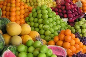 خوش‌ رقصی میوه فرنگی در میادین