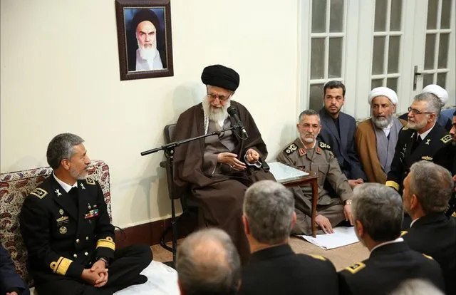 دیدار جمعی از فرماندهان نیروی دریایی ارتش با رهبری