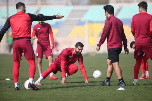 راهکار بازیکن پرسپولیس برای خروج از بحران مجازی!
