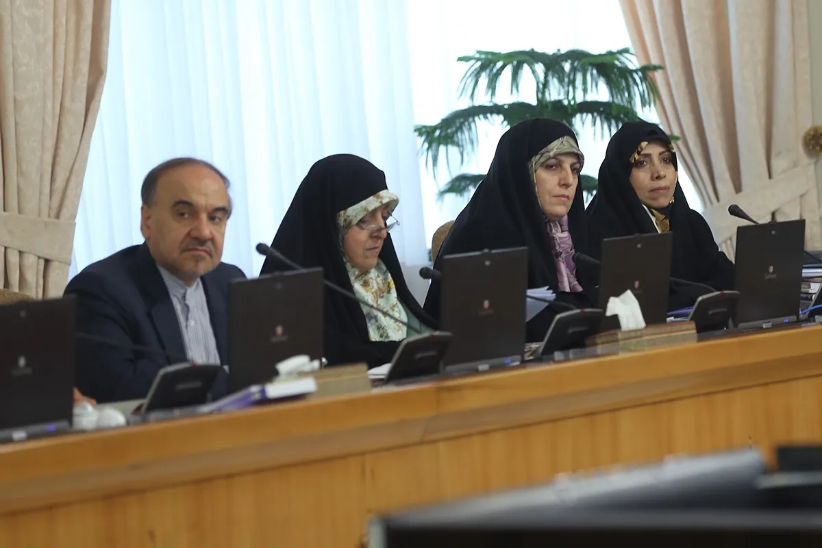 مشکلات زنان‌ایرانی به‌روایت نظرسنجی رسمی