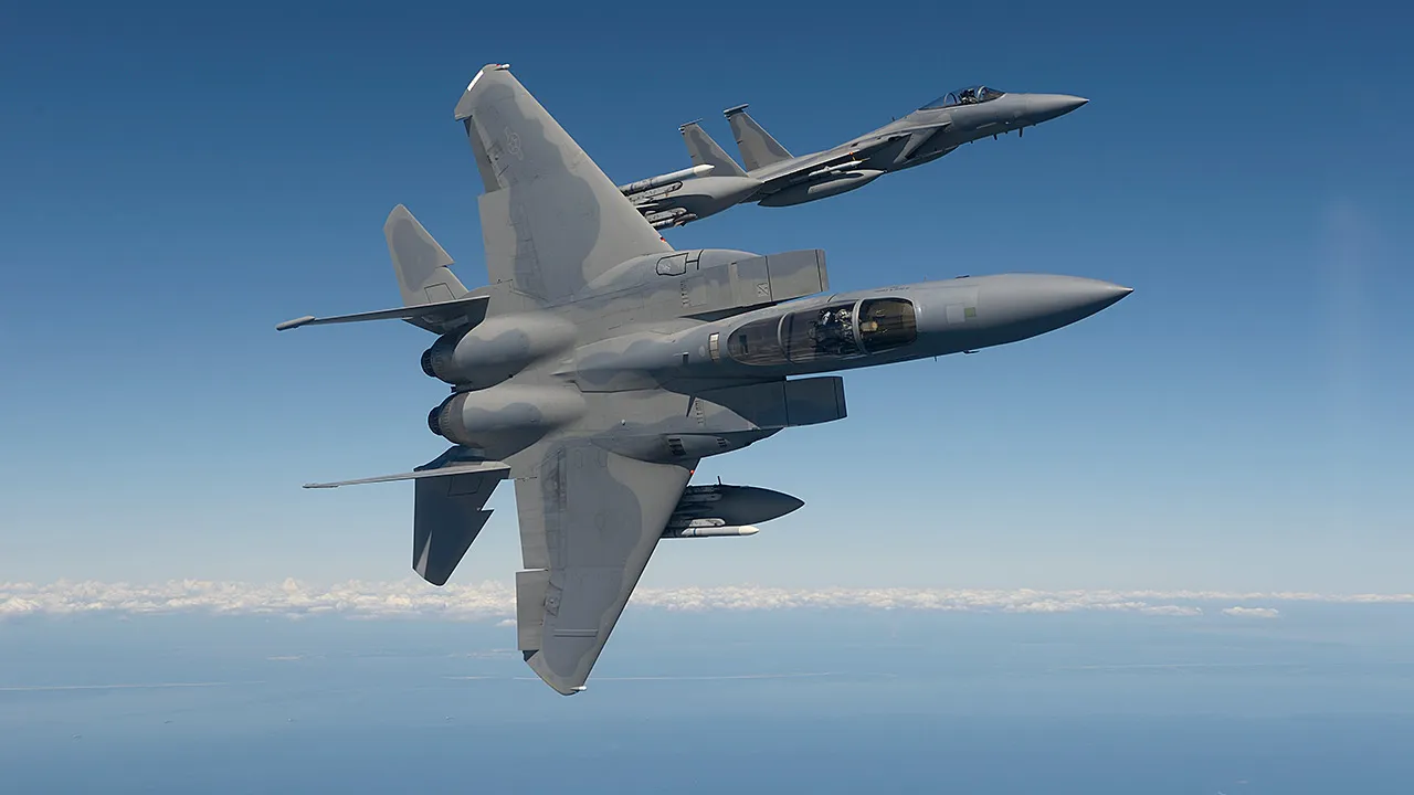 پنتاگون مجوز فروش ۳۶فروند اف۱۵ به قطر را صادر کرد