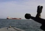 شلیک بالگرد آمریکایی به یک کشتی / فضای تنگه هرمز جنگی شد