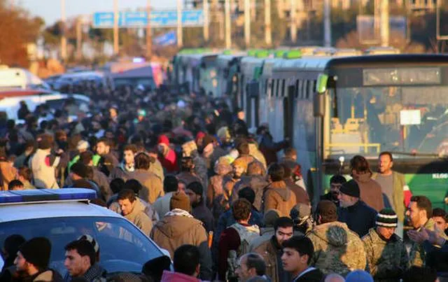 Syrian Media Say Aleppo Evacuations to Resume