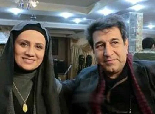 بازیگری که با همسرش تماشاگر بازی ایران و عراق بود +عکس