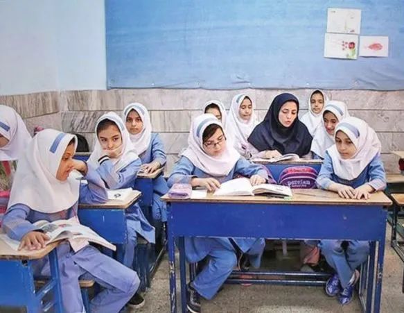 واکسیناسیون معلمان شرط بازگشایی مدارس