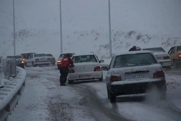 انسداد راه دسترسی ۱۲۶۶روستای لرستان