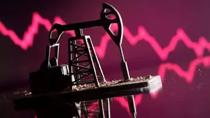 قیمت جهانی نفت امروز سه‌شنبه ۵ اسفند ۱۴۰۴ / برنت و نفت خام در کانال ۶۵ تا ۷۱ دلار معامله شدند