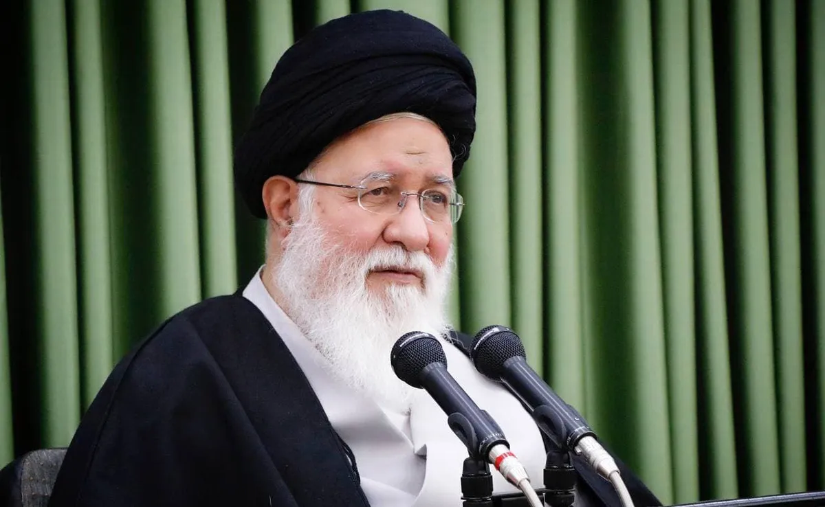 علم الهدی: رضا پهلوی و عباس عبدی پیشنهاد رفراندوم می دهند