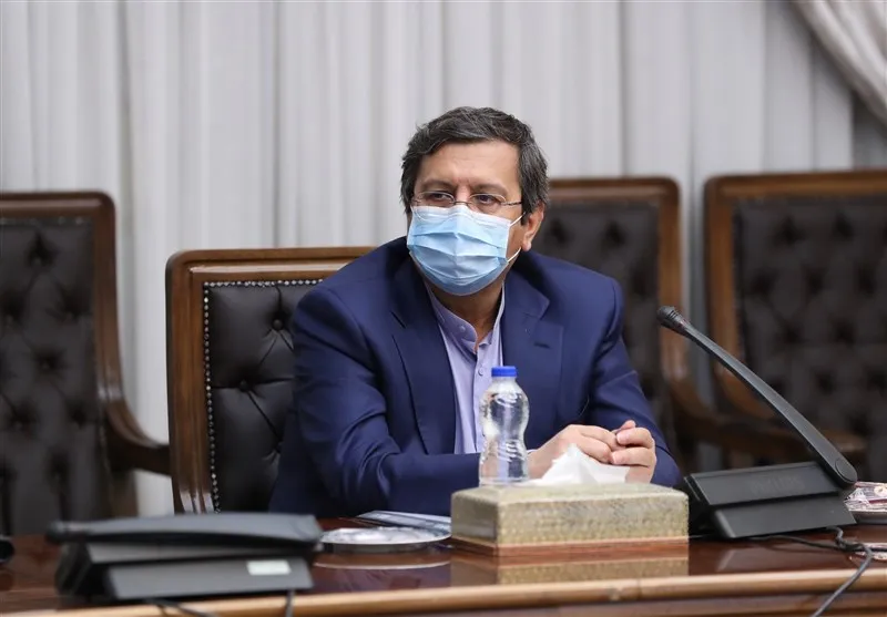 دولت از افزایش نرخ ارز سودی نمی‌برد/ انتظارات از نظام بانکی باید متناسب با توانایی‌ها باشد