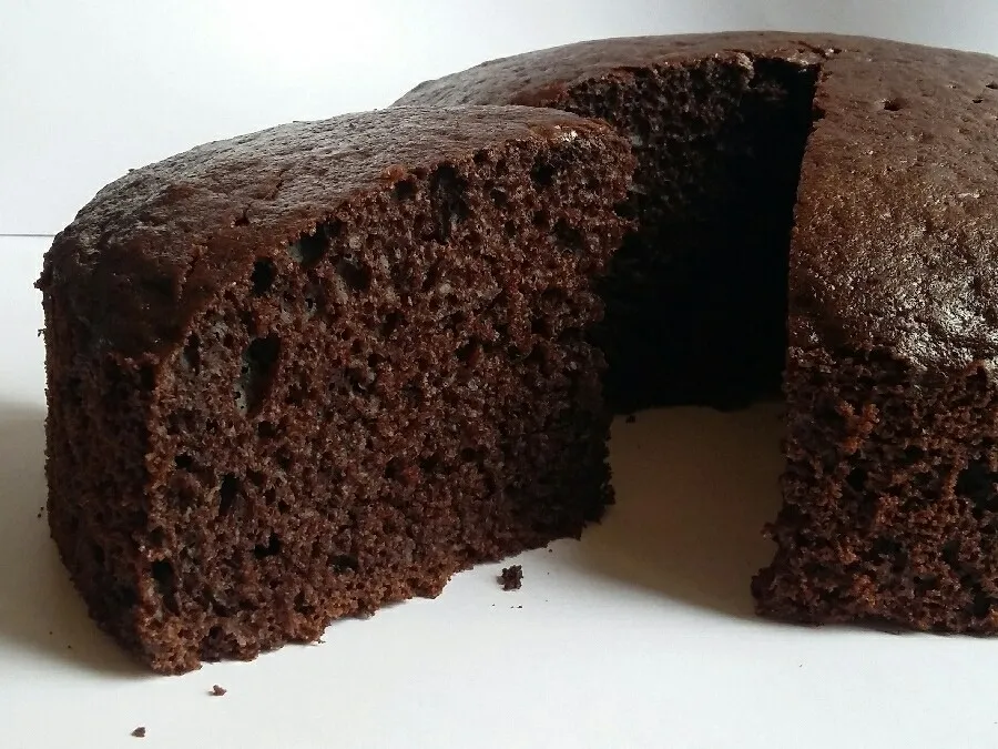 طرز تهیه کیک فوری بدون شیر در ۷ دقیقه + فیلم