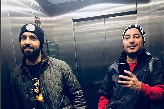 سلفی بازیگر معروف در آسانسور +عکس