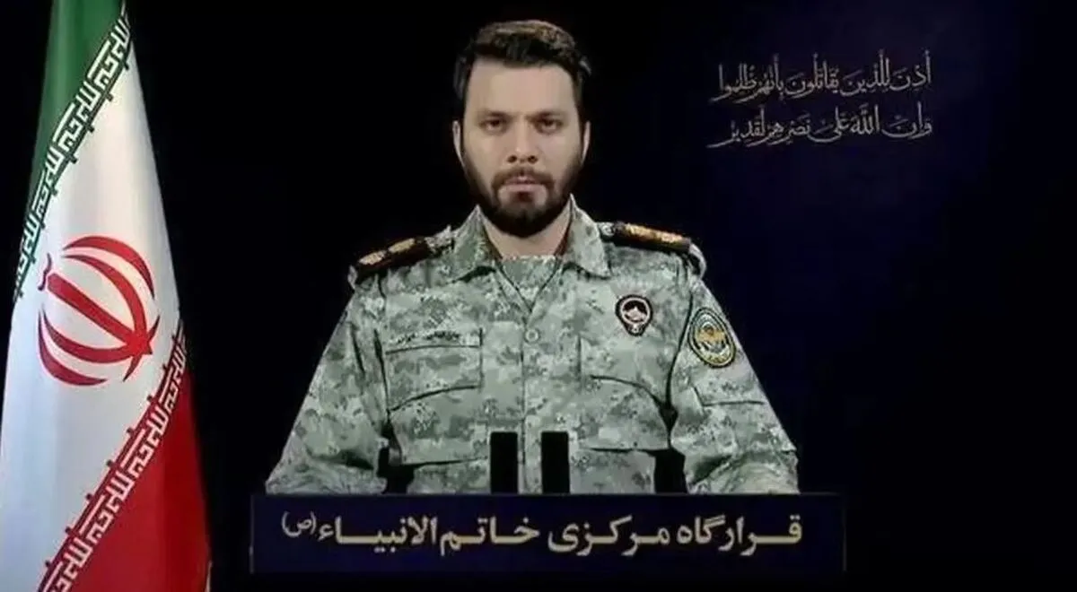 واکنش قرارگاه خاتم‌الانبیا به ادعای قرمانده سنتکام/ هیچ شناوری به تنگه هرمز وارد نشده و نمی‌شود
