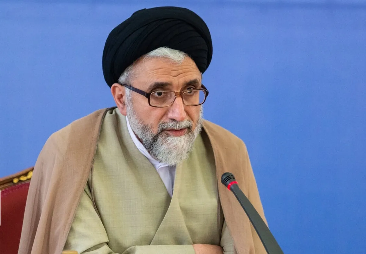 وزیر اطلاعات: برخی سلبریتی ها اکانت خود را به عوامل سیا فروخته اند