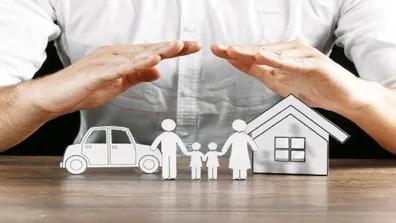 تحول-در-تصمیم-گیری-های-صنعت-بیمه-هوشمندسازی-چه-تغییری-ایجاد-می-کند