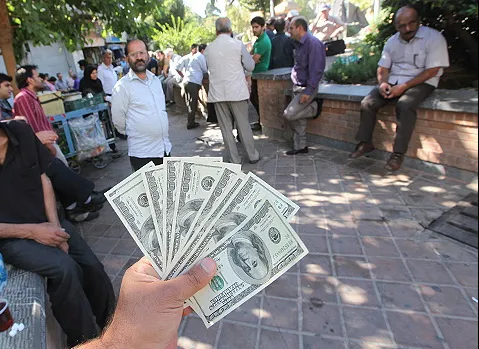 کف قیمتی دلار شکست