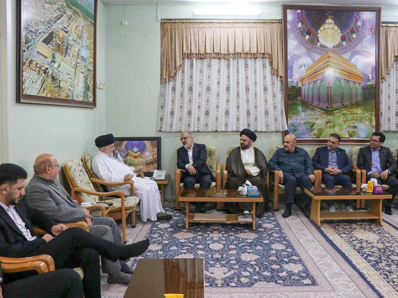  تأکید نماینده آیت&zwnj;الله سیستانی بر مدیریت کارآمد و تسهیل فرآیندهای بانکی/ دکتر خورسندیان: بانک مسکن بیش از نیمی از بار تأمین مالی نهضت ملی مسکن را بر دوش دارد