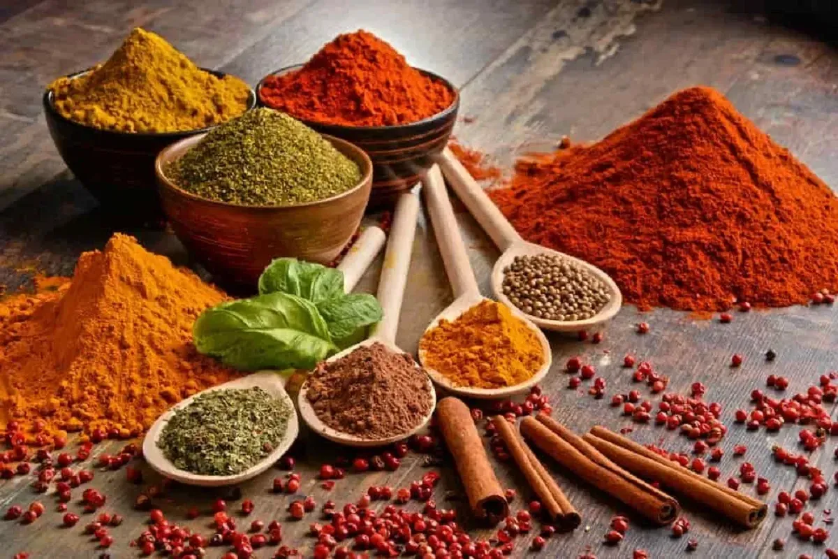 ۵ ادویه شفابخش که سردی معده را از بین می برد