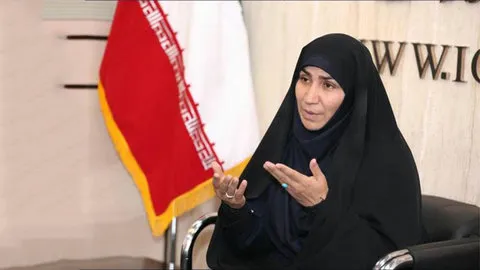 نماینده مجلس: اگر آمریکا دشمن است فرزندان ۵۴۰۰ نفر از مسئولین آنجا چه می کنند؟ + فیلم