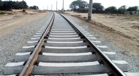 سوت قطار قزوین - رشت به صدا در می‌آید