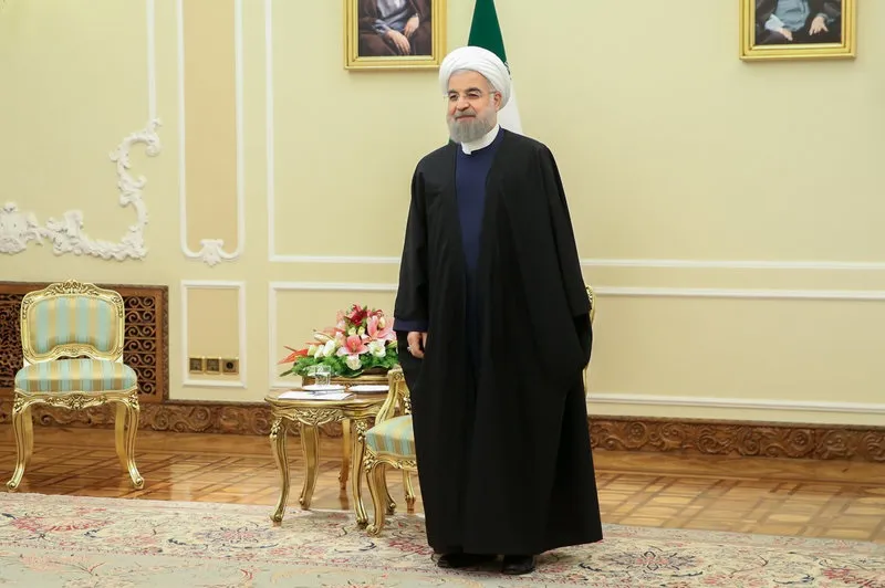 آغاز دیدار منتخبان مجلس دهم با روحانی